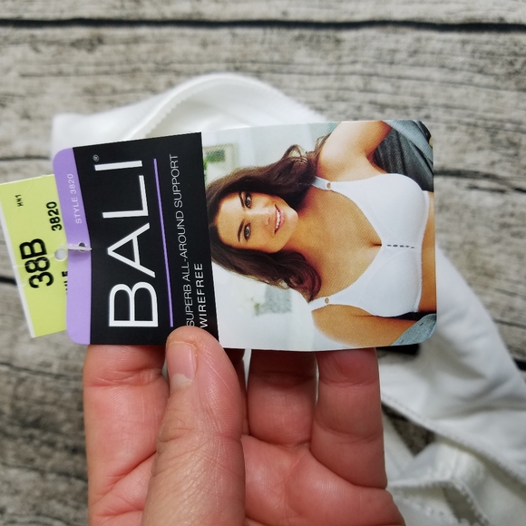 Bali Superb All - Around Support Wirefree Bra Size 38B - Picture 6 of 6